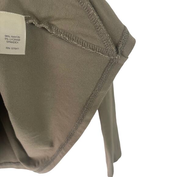 J.‎ Jill Women's Size Small Sage Green Asymmetrical Button Rayon Top - Picture 6 of 9